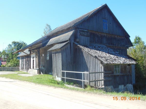 Młyn wodny nad zalewem Sitawka, gmina Janów. Ten młyn został odkupiony w 1904 roku od Szmula Rozenberga przez Szymona Sosnowskiego s. Szymona.