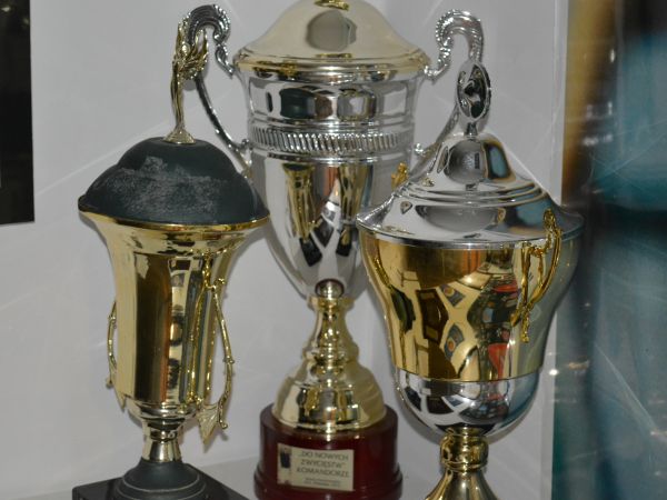 Trofea motorowodniaków.