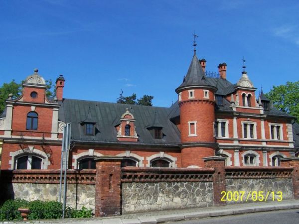 Palac w Pławniowicach