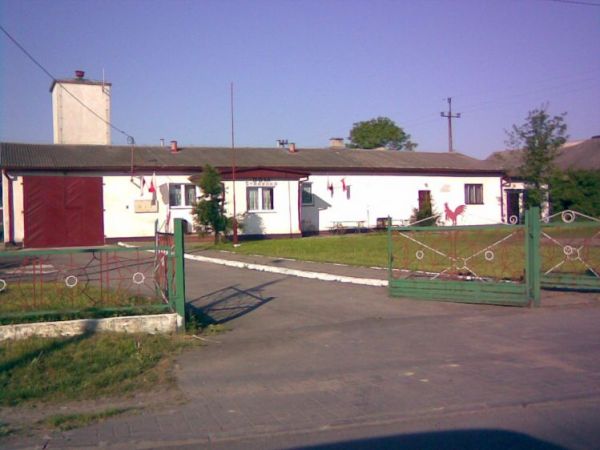 Remiza strażacka wraz ze salą i klubem.