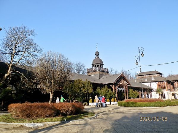 Z TRÓJGARBU DO SZCZAWNA ZDROJU