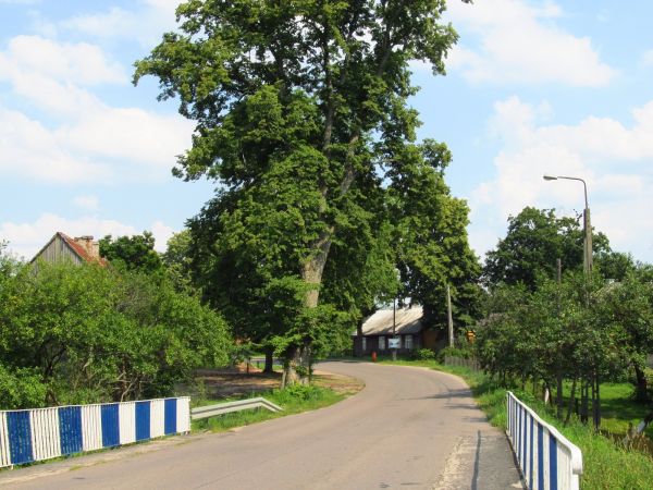Centrum wsi Borsk na Kaszubach
