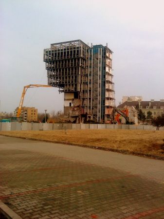 Koniec żoliborskiej piramidy