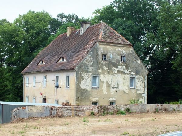 Budynek dawnej plebanii