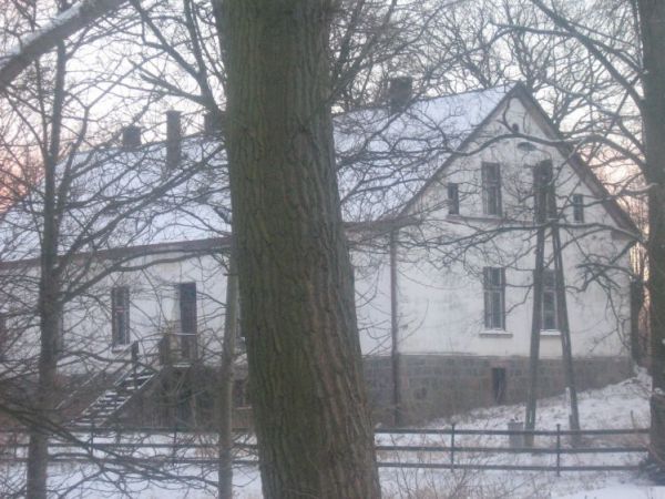 Oboziński pałacyk zimą