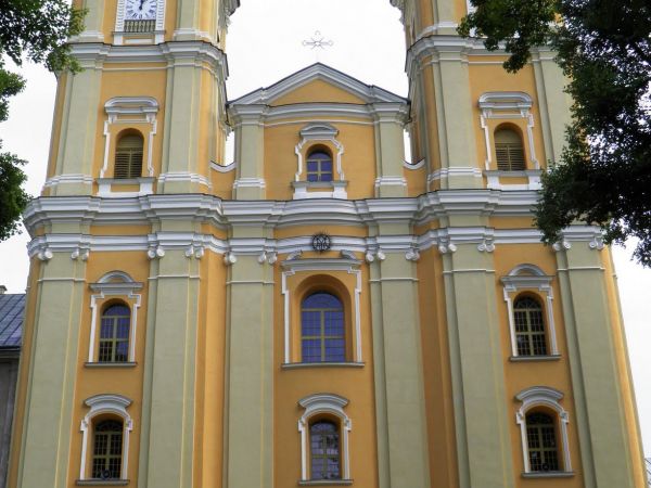 Sanktuarium Wniebowzięcia NMP , Bazylika  mniejsza Matki Boskiej Starowiejskiej.