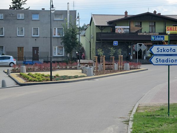 Nowy skwer  w centrum wsi