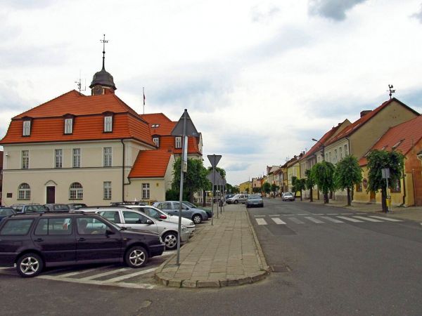 Ratusz w Kórniku. Siedziba Urzędu Miasta i USC