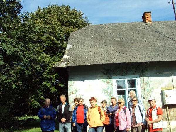 Poezja, plastyka /grafika, malarstwo sztalugowe, rzeźba/ - Tadeusz Masłyk przyjął nas, zaprezentował swój warsztat i fragmenty dorobku - dzieł - obrazów ale i t