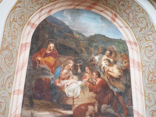 Scena przedstawia : pierwszymi świadkami narodzin Dzieciątka byli przebywający w okolicy pasterze, potem opowiedzieli wszystkim napotkanym ludziom o tym, co wid