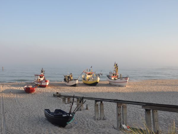 Przystań rybacka w Dąbkach o poranku