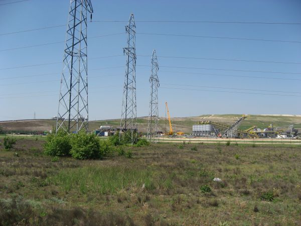 Widok na kopalnie odkrywkową węgla brnatnego Szczerców