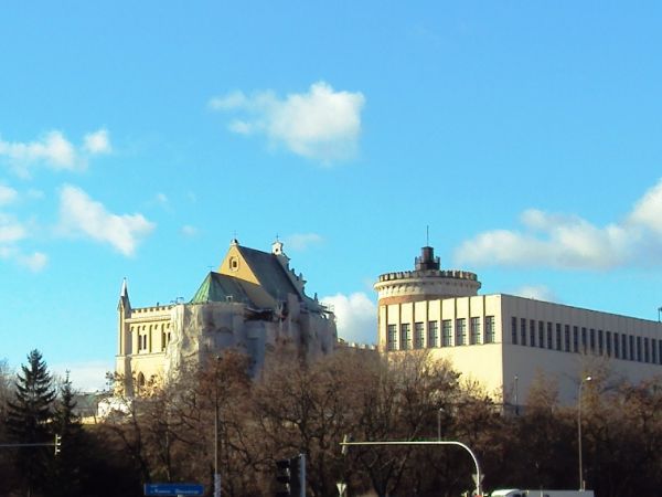 Widok na zamek i starówkę.