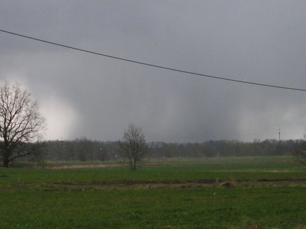 później to wszystko się zjednoczyło i zaczął padać chyba śnieg lekko zmrożony
