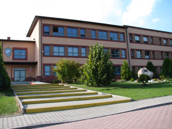 Zespół Szkół w Skrzyszowie - Szkoła Podstawowa i Gimnazjum