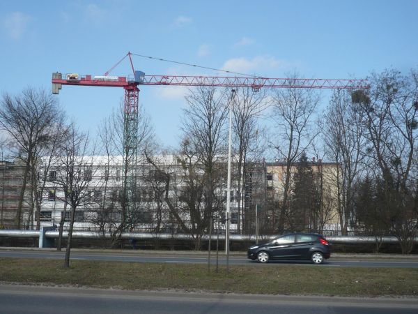 Widok  nowego  skrzydła od  al.Słowackiego.