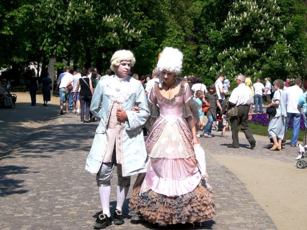 W ŁAZIENKACH - JAK ZA CZASÓW KRÓLA STASIA