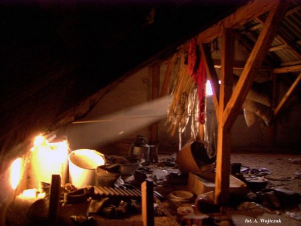 Piskory -Deserted (The Loft)