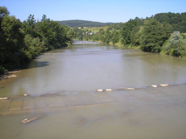 Droga przez rzekę osławę