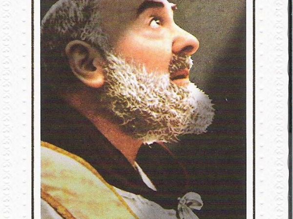 ze zbiorów prywatnych : otrzymane i dostępne przy sanktuarium.