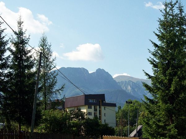 Giewont. Widok od strony dworca PKP.
