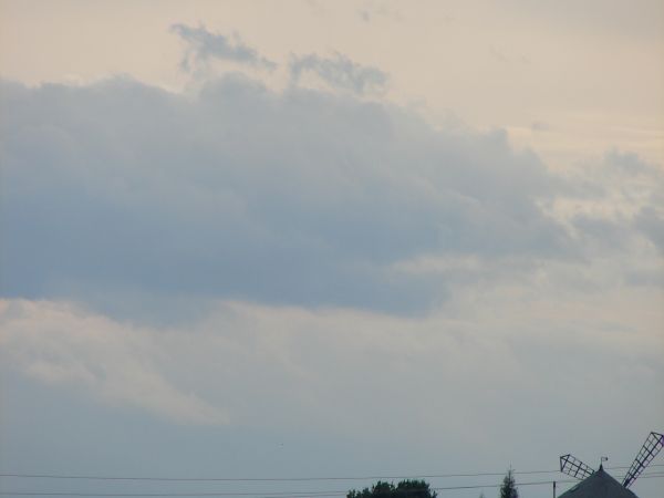 Łowkowice  sierpien 2010