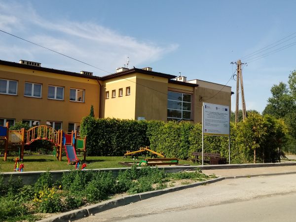 Brzostków i Nasza Szkoła.