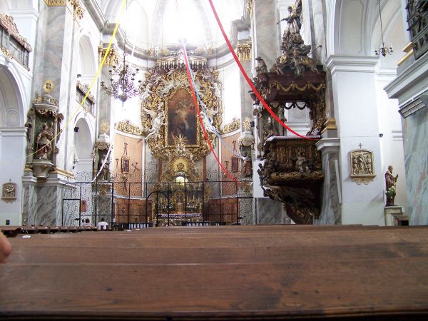 Nawa główna Bazyliki pw.Nawiedzenia NMP