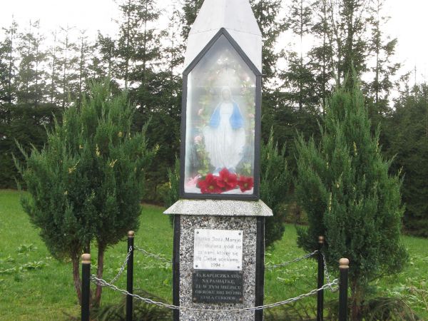 kapliczka - na cerkiewnym wzgórzu /patrz: inne opisy/.