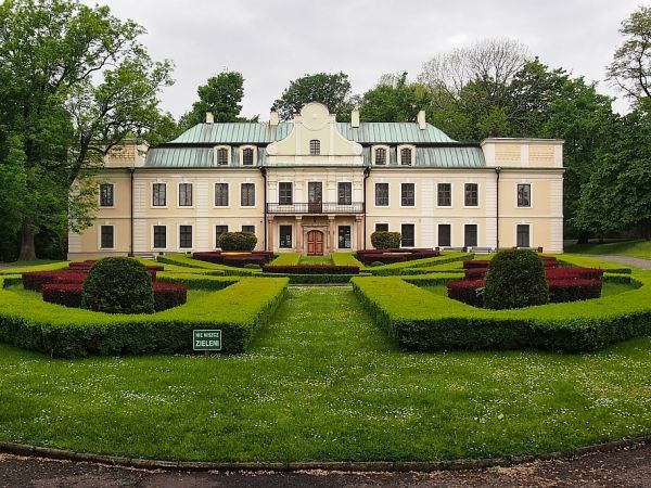 Pałac Mieroszewskich (obecnie Muzeum Zagłębia).