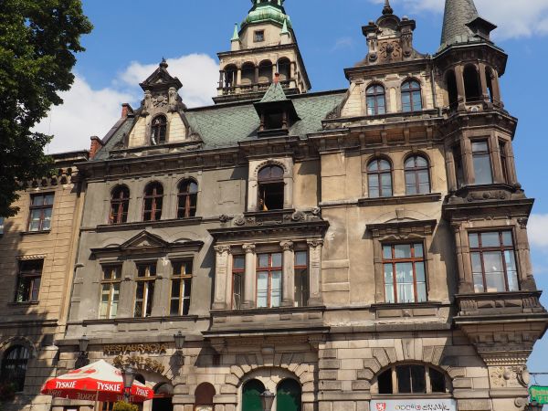 stara zabudowa miasta - XVII - wieczne kamienice.