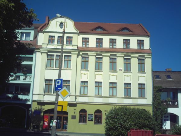 Kamienica wybudowana w miejscu domu w którym urodził się Paul Nipkow. Obecnie Muzeum.