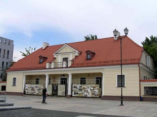 Archiwum Państwowe, dawny Cekhaus