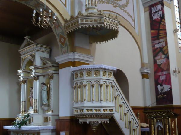 Widok w stronę ambony