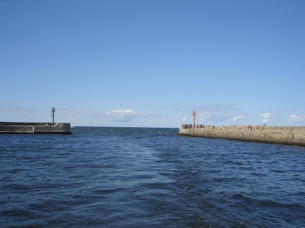 Ustka - wejście do portu