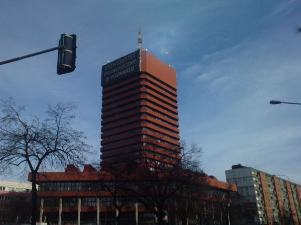 Uniwersytet ekonomiczny