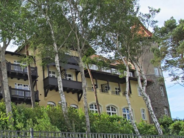 Były Zamek z początku XX w., obecnie Hotel Neptun