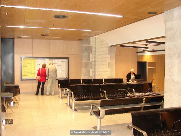 POCZEKALNIA.DWORZEC KOLEJOWY PKP WROCŁAW GŁÓWNY