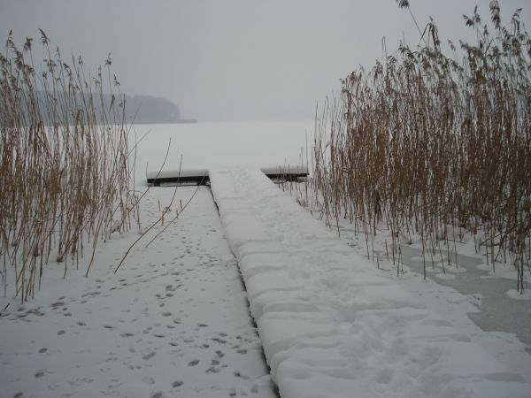 Jezioro skute lodem - styczeń 2010