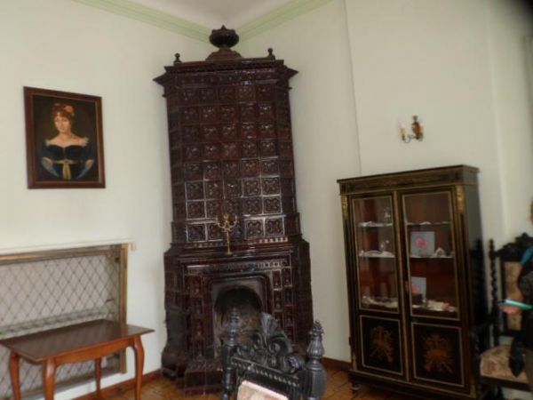 pałacowa komnata - i tu po lewej portret pani Marii Walewskiej - kochającej i ukochanej cesarza Napoleona Bonaparte, "resztę" proszę posłuchać pani przewodnik -