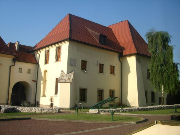 Zamek Zupny (Zamek Srodkowy)