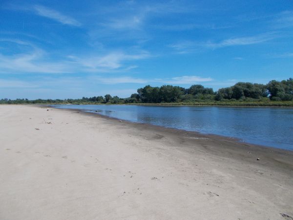 "A niebo jak ziemia a ziemia jak niebo ?" -to trawestacja tekstu  piosenki "Wolna Grupa Bukowina" z Buska -Zdroju.Na pewno kiedyś powstaną wiersze o tej pięknej