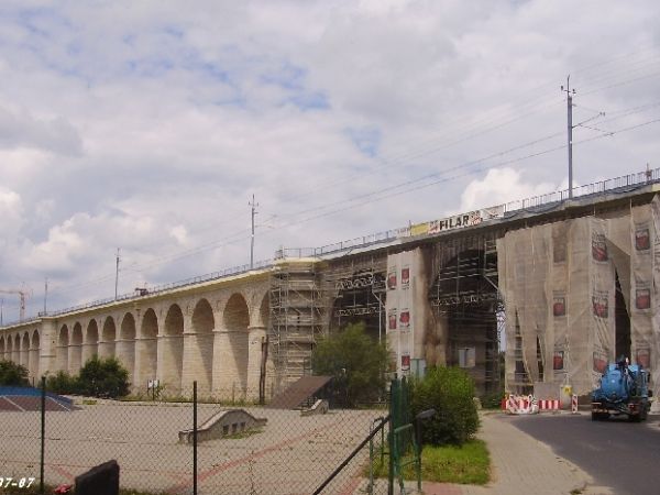 Przegląd postępu modernizacji wiaduktu do potrzeb kolei 21. wieku!