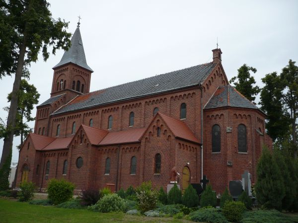 Kościół św. Stanisława Kostki,neoromański konsekrowany 1902r.