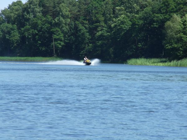 Wypoczynek nad jeziorem w Wólce