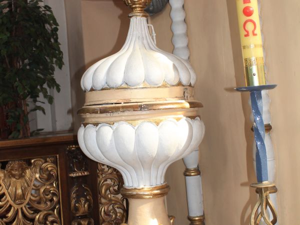 Łopienno, chrzcielnica