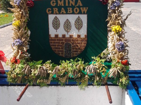 Gminne Dożynki Wieniec Dożynkowy Gminy Grabów