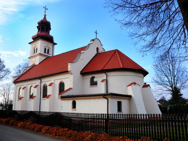 Buków-Kościół p.w M.B.Nieustającek Pomocy