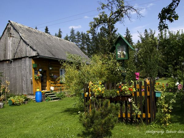 Przydrożna kapliczka