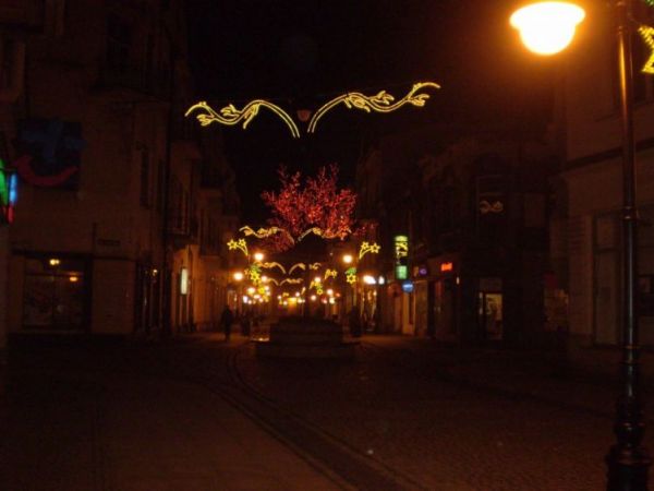 Nowy Sącz, ulica Jagiellońska nocą